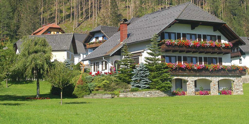 Gastehaus Trattner Hotel Mauterndorf  Exterior photo